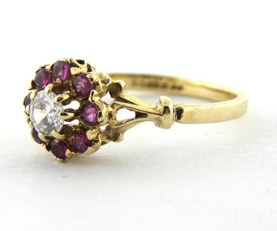 9ct Gold Cluster Ladies Ring