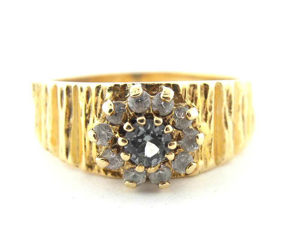 9ct Gold Cluster Ladies Ring