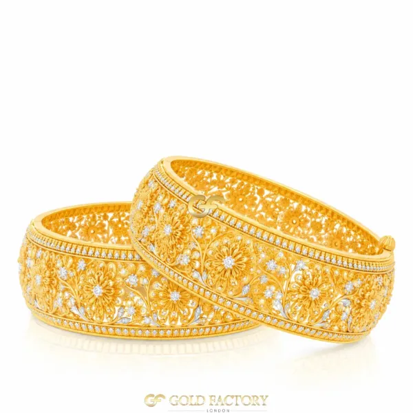 22ct Gold Jewellery Screw Kara